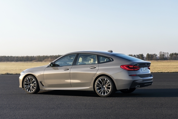 BMW prezentuje serię 5 i 6 po liftingu. Nowy wygląd, nowe hybrydy i nowe wyposażenie