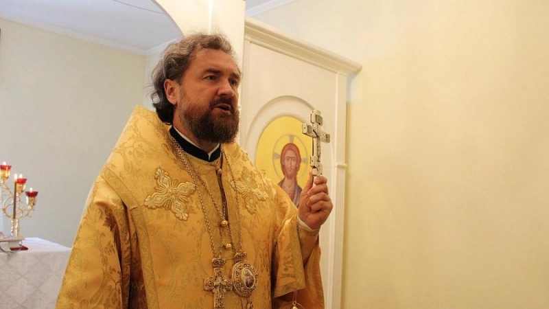 Митрополит Григорий совершил литургию в день памяти апостолов Петра и Павла в Челябинске