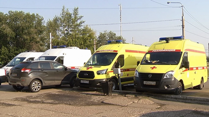 Новые автомобили получили больницы Магнитогорска и Миасса