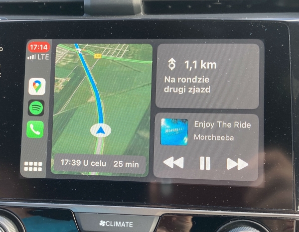 Mapy Google w głównym widoku Apple CarPlay. Wreszcie!