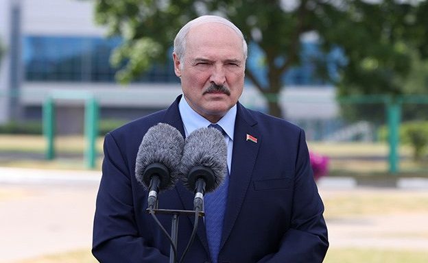 Лукашенко сделал первое заявление после выборов президента Белоруссии