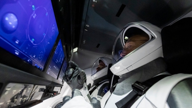 Возвращение астронавтов с МКС на корабле Crew Dragon
