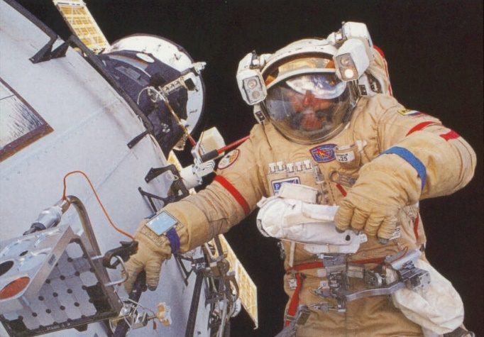 Российский космонавт, которого однажды «забыли» на околоземной орбите