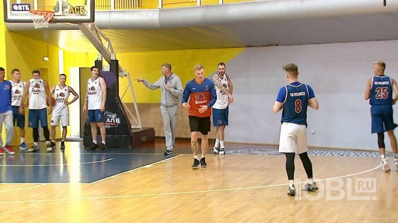 Челябинские баскетболисты готовятся к Кубку России