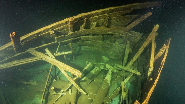 Почему найденный в Финском заливе старинный корабль назвали «Бутылочник»
