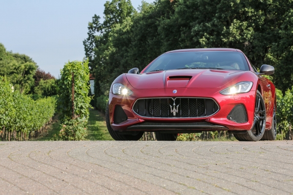 Maserati nigdzie się nie wybiera. Szykuje nowe GranTurismo, GranCabrio i SUV-a