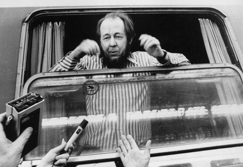 Сколько зарабатывал Александр Солженицын?