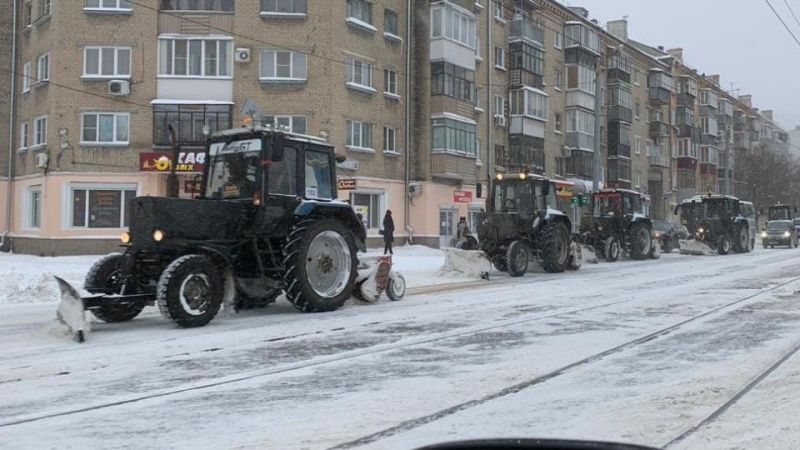 В Челябинске минувшей ночью вывезли 257 тонн снега