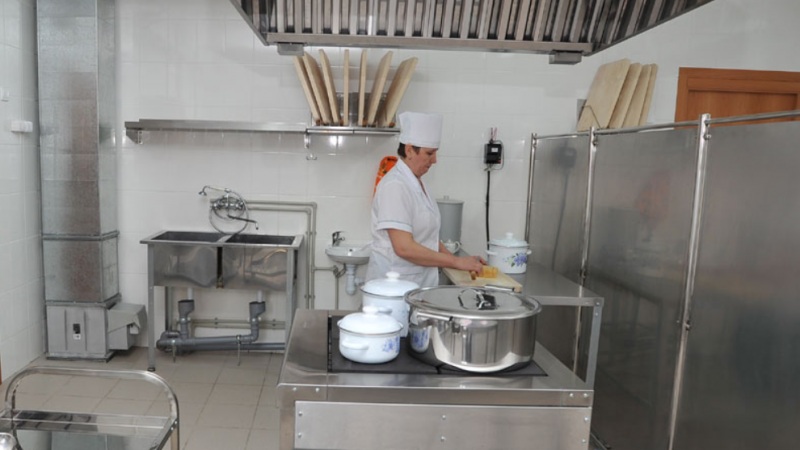 Какие вопиющие нарушения находят на кухнях детских садов в Челябинской области