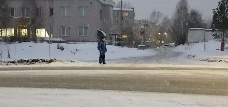 Южноуральцев возмутило отсутсвие светофора на опасном участке в Сатке