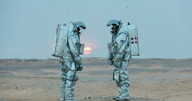 
Покорить Марс и выжить: в NASA начали эксперименты по воссозданию жизни на Красной планете                