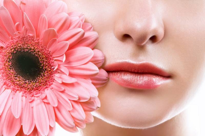 
Как бороться с сухостью кожи губ: 5 эффективных советов от экспертов                