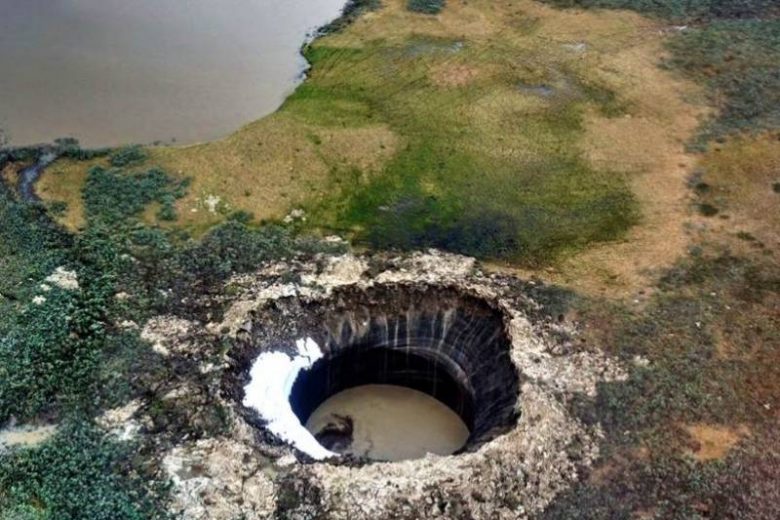 
Учёные нашли решение загадки сибирских кратеров                