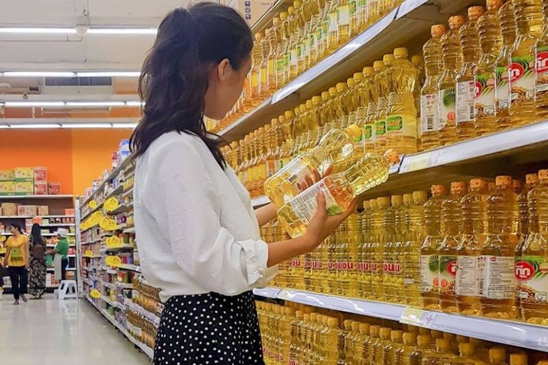 
В российских «магазинах у дома» выросли цены на гречку, масло и муку                