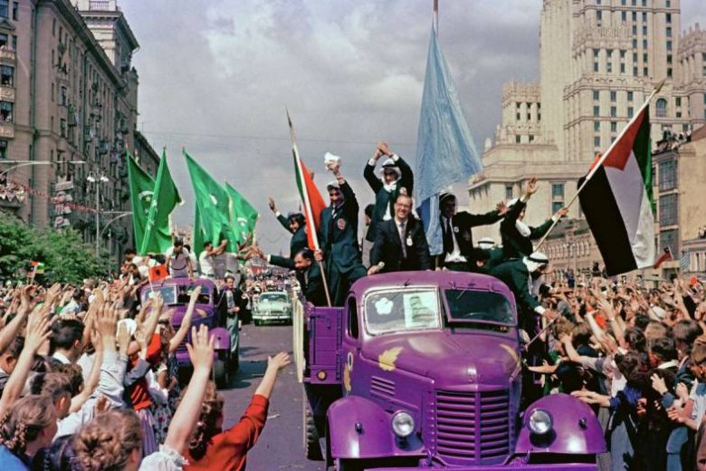 
Что произошло с более 500 «детьми фестиваля » 1957 года: мифы советской пропаганды                