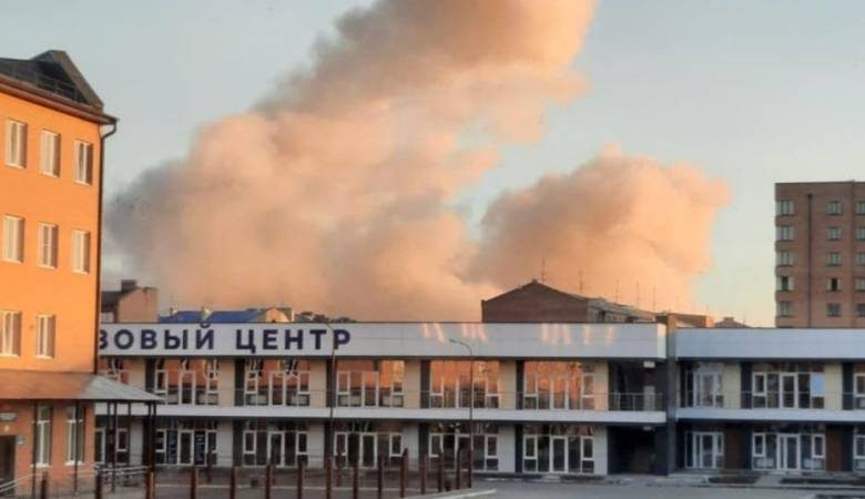 
Во Владикавказе ТЦ после взрыва превратился в руины: новые фото, видео и подробности                