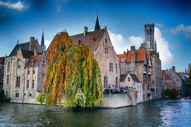 
Чтобы «пройти сквозь портал» в Средневековье, достаточно побывать в городе Гент                
