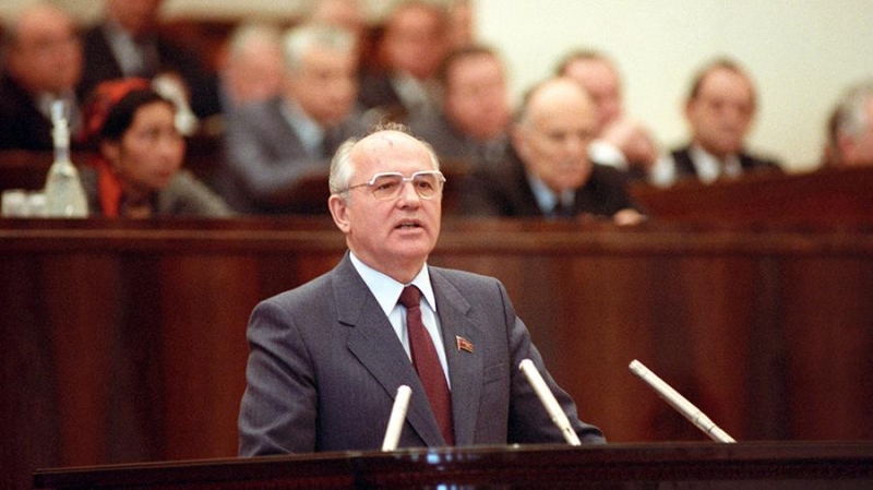 Официальный ответ из Госархива подтвердил нелегитимность Горбачева и Ельцина