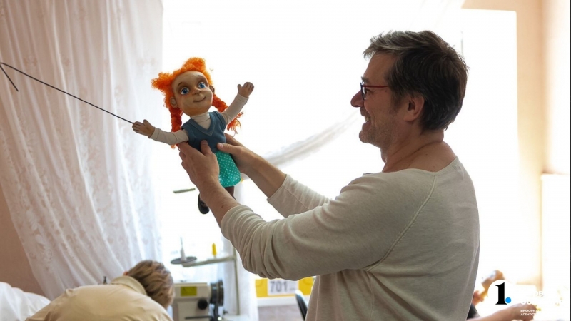 Первый в России кукольный спектакль «Любовь и голуби» ставят в Челябинске