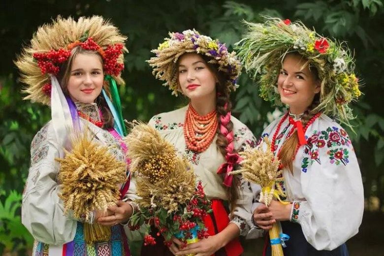 
Как на Руси привлекали счастье на праздник Никифора Вьюна 15 июня                