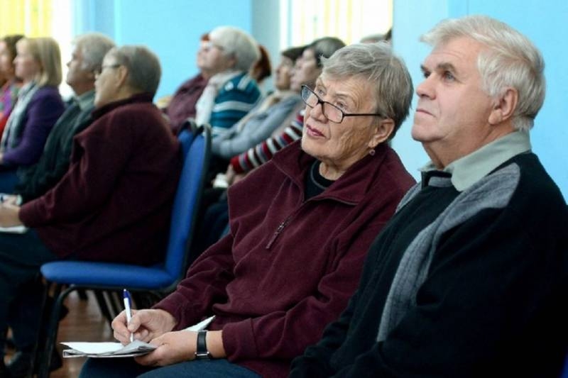 
Что решат депутаты: в Госдуму внесен закон о снижении пенсионного возраста в России с 1 июля 2021 года                
