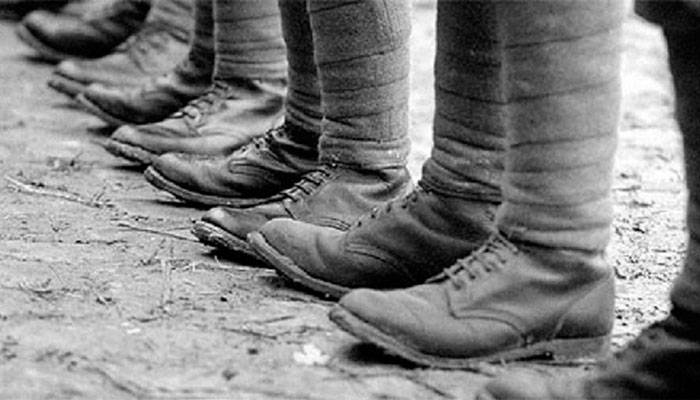 
Почему солдаты Первой мировой войны бинтовали ноги, а не носили сапоги                