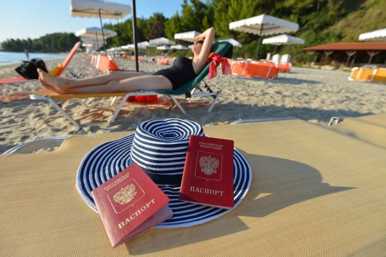 
Mouzenidis Travel аннулировали путевки россиян в Грецию на сумму около 12 млн евро                