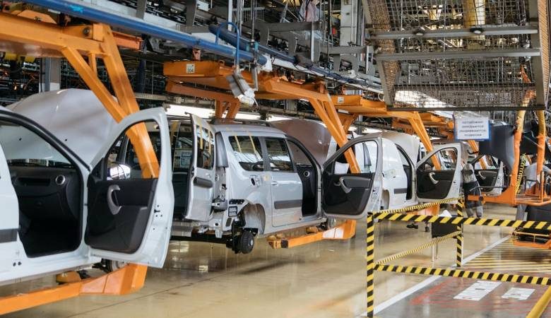 
Со следующей недели «АвтоВАЗ» останавливает свое производство в Тольятти                