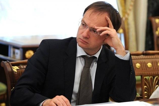 
Помощник президента предлагает ввести новый обязательный ЕГЭ в России                