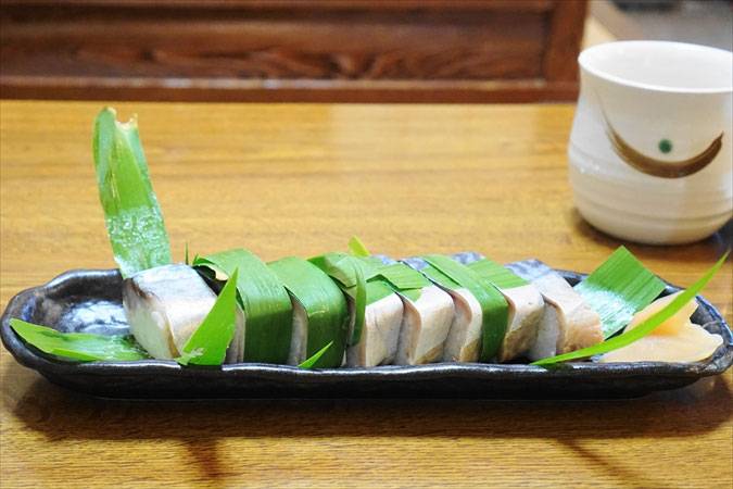 
Из какой рыбы делали суши в Древней Японии и почему на приготовление традиционного блюда уходили годы                