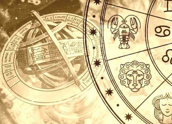 
Турецкий астролог Койун предупредил о судьбоносных переменах в 2022 году в жизни четырех знаков зодиака                