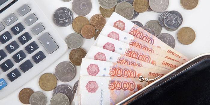 
Кто из российских пенсионеров получит новую единовременную выплату в 2022 году                