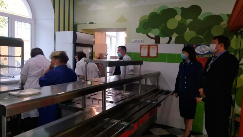 Прокуратура решила проверить протокол на свидетельницу конфликта в метро Москвы