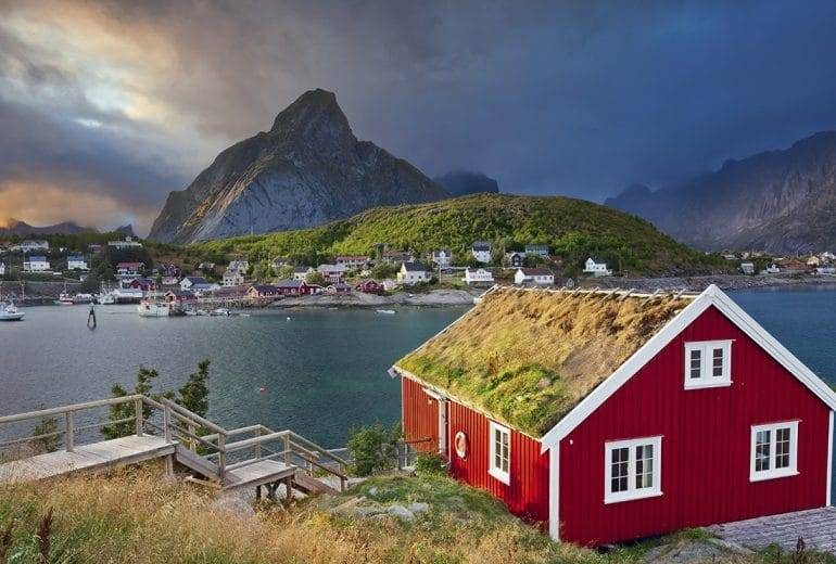 
Почему жители Норвегии не занимаются садоводством и не сидят в декретном отпуске дольше одного года                