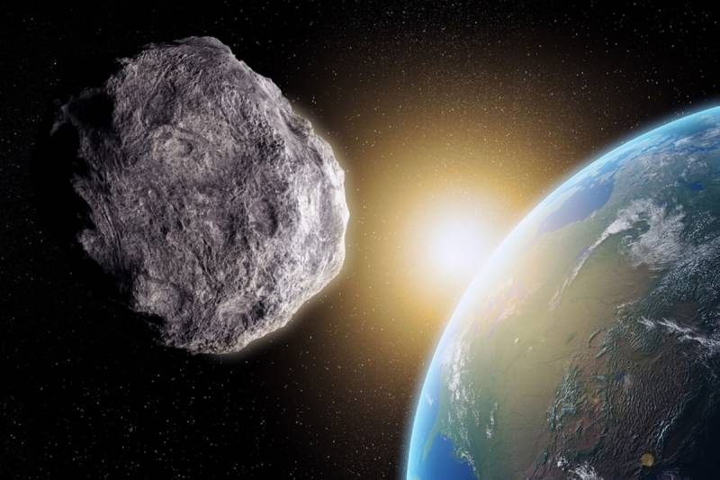 
Астероид размером с Эйфелеву башню пролетит рядом с Землей в декабре 2021 года                