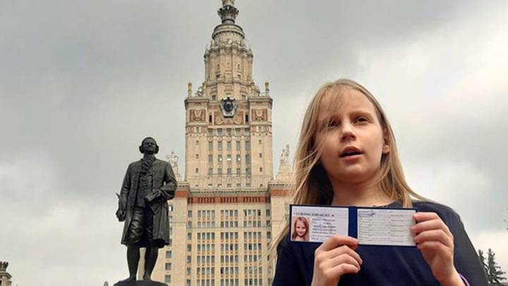 
Детского омбудсмена просят проверить семью Алисы Тепляковой                