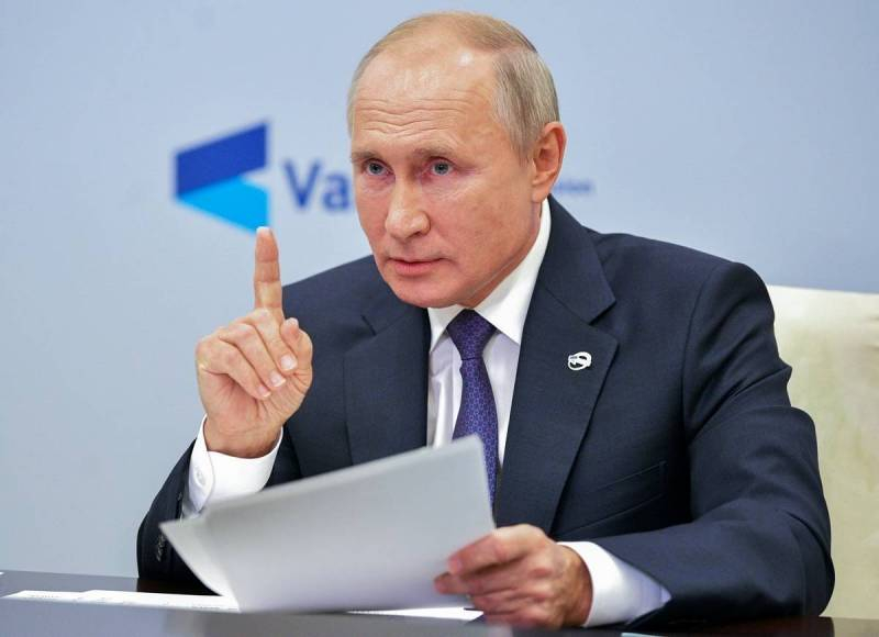 
Новое повышение для пенсионеров: Путин предложил проиндексировать пенсии с 1 января 2022 года                