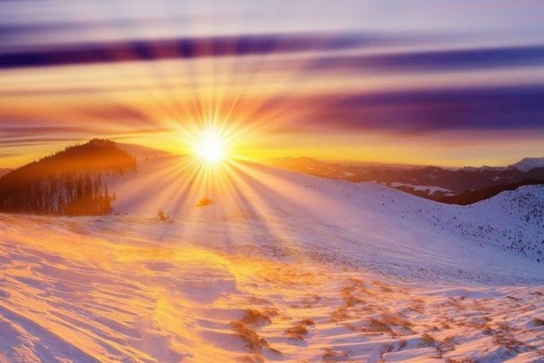 
Что следует сделать в День зимнего солнцестояния-2021 для привлечения материального достатка и благополучия                