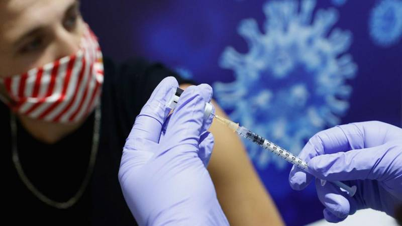 
В России вакцинация может затянуться до 2025 года                