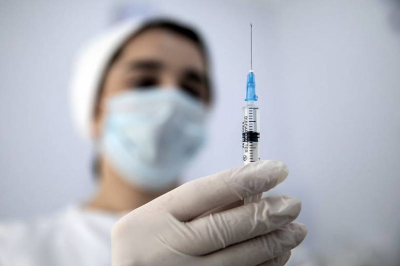 
В России вакцинация может затянуться до 2025 года                