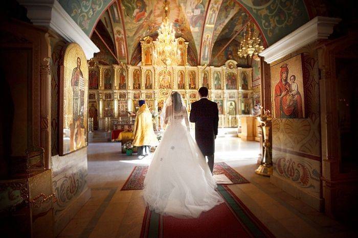 
Ясновидящая Кажетта Ахметжанова назвала удачные дни для свадьбы в 2022 году                