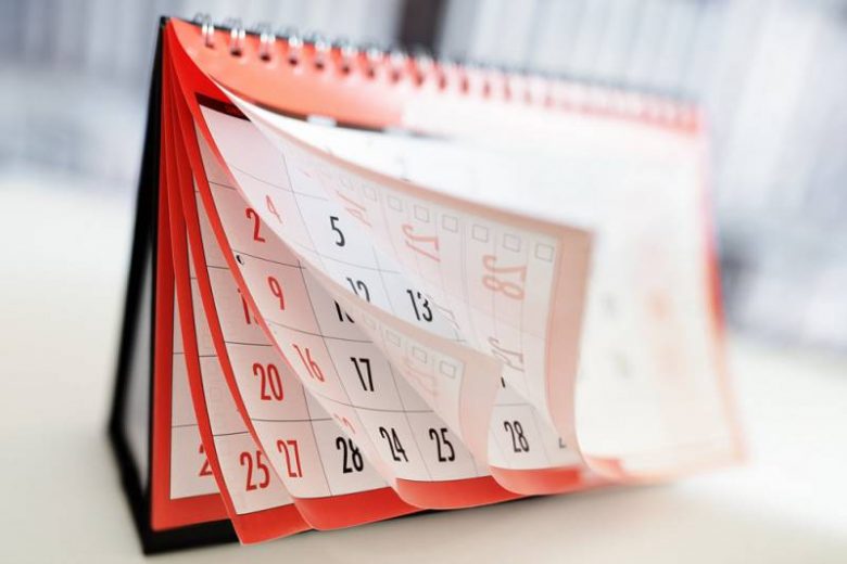 
Правительство РФ утвердило расписание выходных и праздничных дней в мае 2022 года                