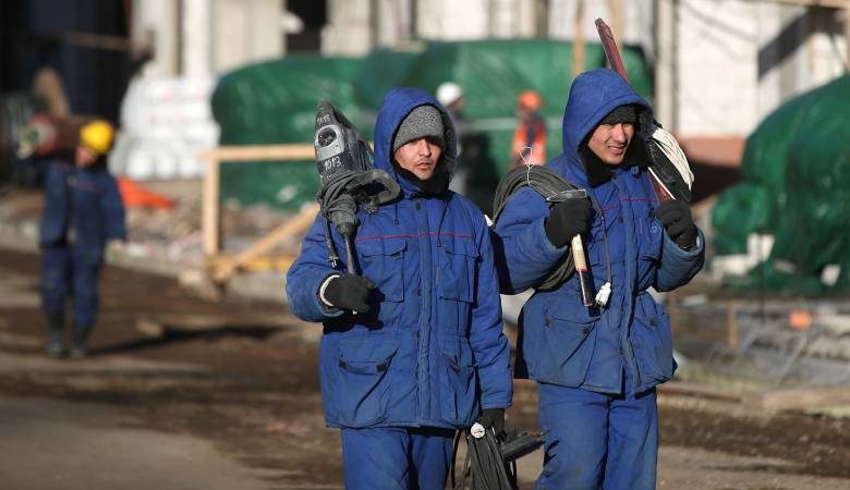 
В России нелегальных мигрантов будут выдворять из страны с 1 января 2022 года                