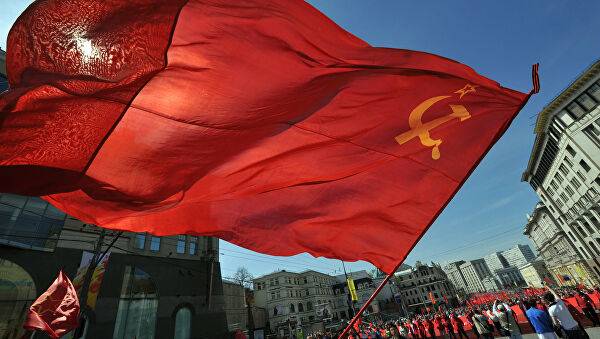 
Политики обсуждали план о восстановлении СССР сразу после распада Союза                