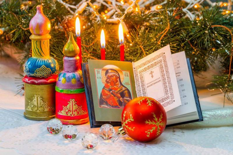 
Когда празднуется Рождество в России в 2022 году и какие традиции его сопровождают                