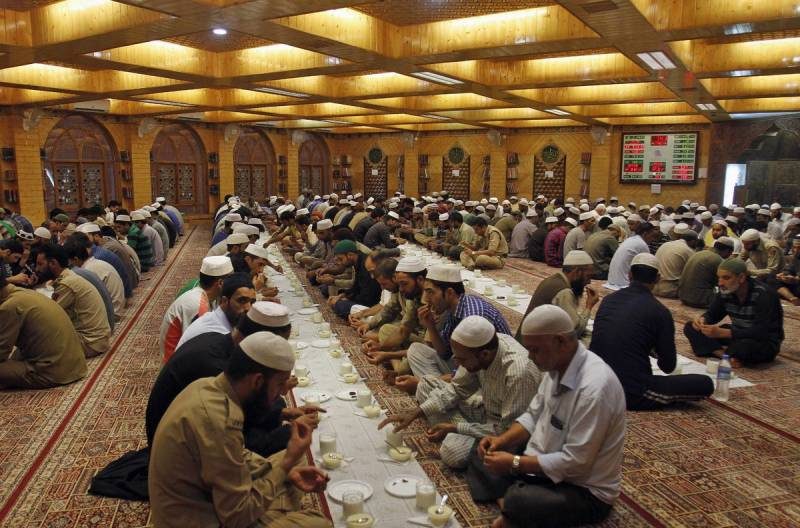 
Рамадан 2022: когда у мусульман начнется месяц священного поста                