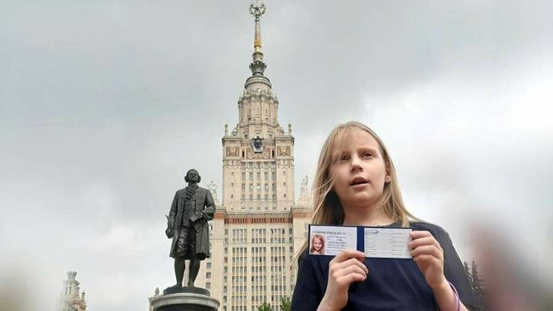 
Что будет с 9-летней студенткой МГУ Алисой Тепляковой после провальной сессии                