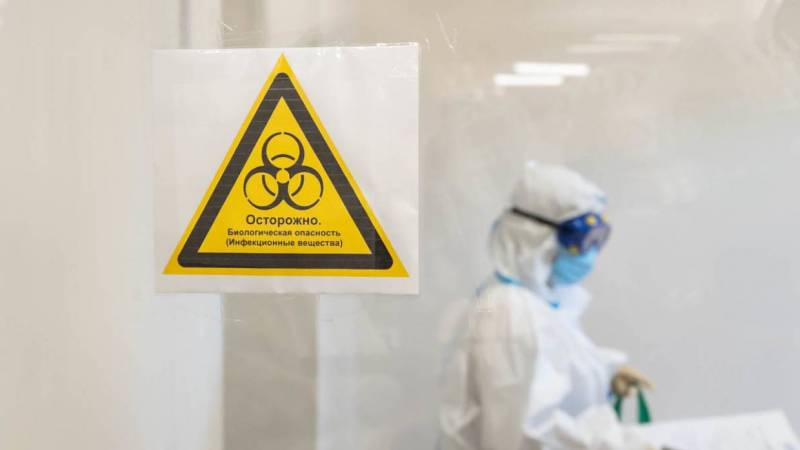 
В России не вводят режим ЧС из-за коронавируса: почему власти против локдауна                