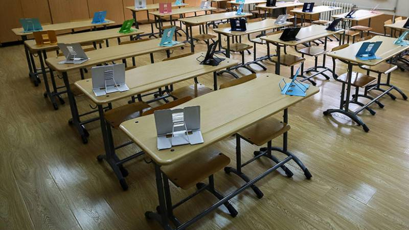 
В России массово эвакуировали школы из-за угроз о минировании в январе 2022 года                