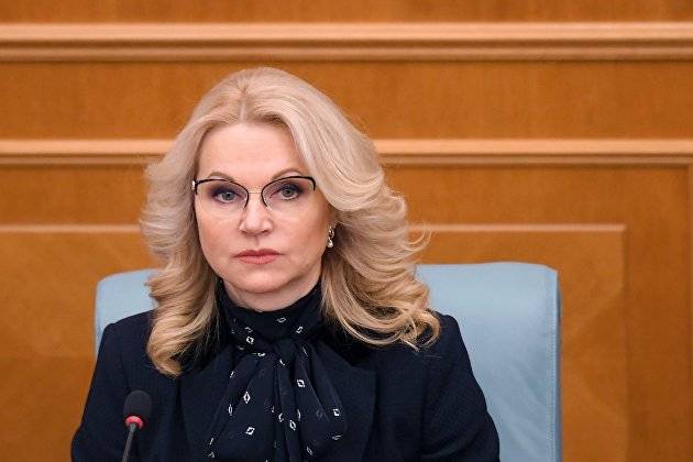 
Вице-премьер Голикова рассказала, почему власти отложили законопроект о QR-кодах                